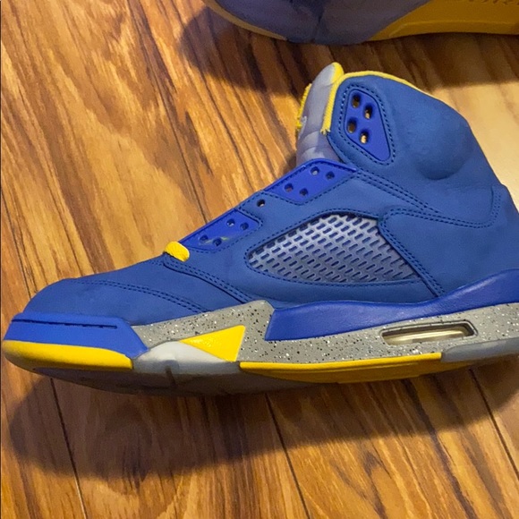 Jordan 5 laney - Picture 13 of 16